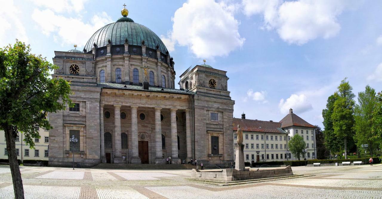C2 Albmatte-Fewo , Hallenbad Aussenbecken Massagen Nebenan Санкт-Блазиен Экстерьер фото